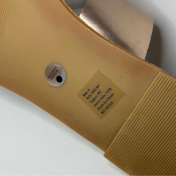 Charlotte Russe Rose Gold 2 Strap Sandals Size 9 - Picture 5 of 5